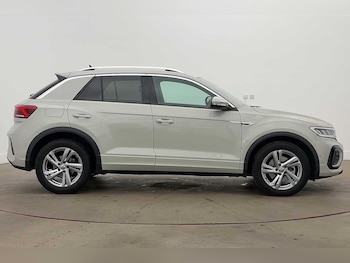 Used Volkswagen T-Roc 2025 for sale - 79355241: Photo