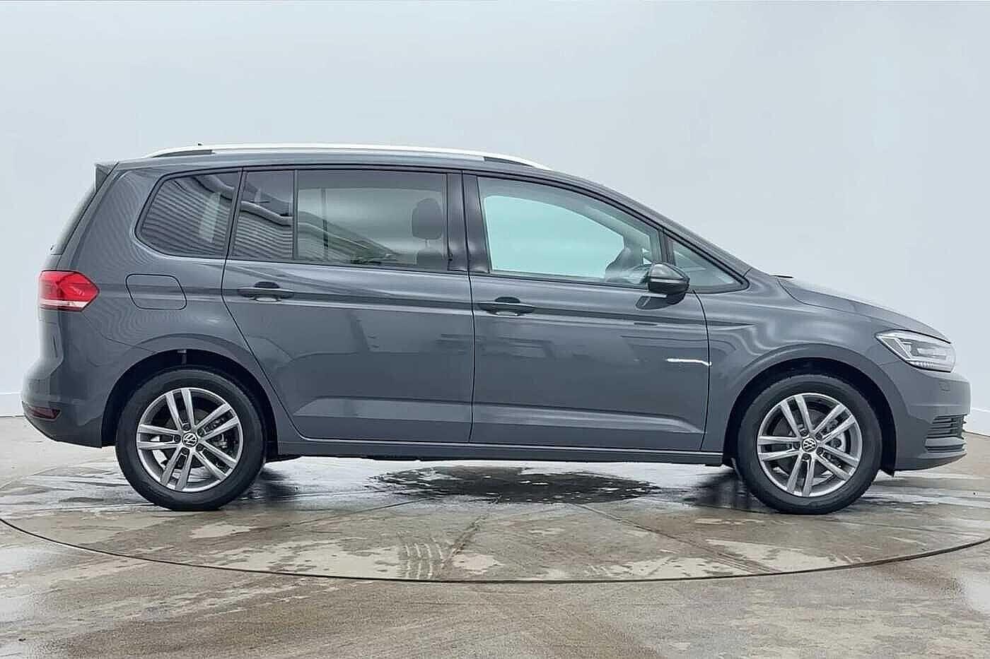 Used Volkswagen Touran 2025 for sale - 77520226: Photo 4