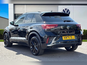 Used Volkswagen T-Roc 2025 for sale - 78466583: Photo