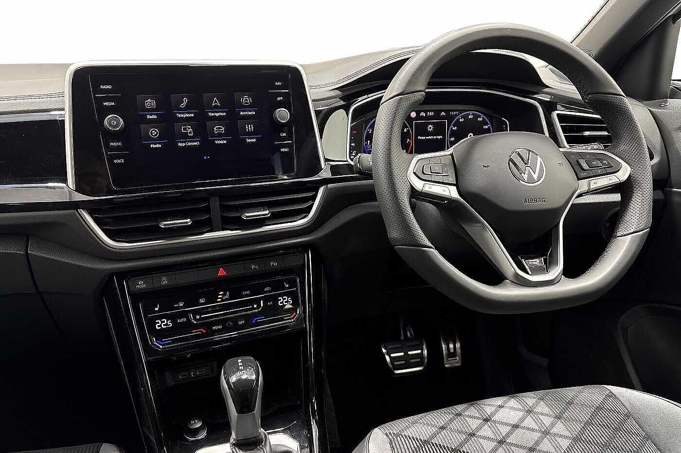 Used Volkswagen T-Roc 2025 for sale - 77128913: Photo 2