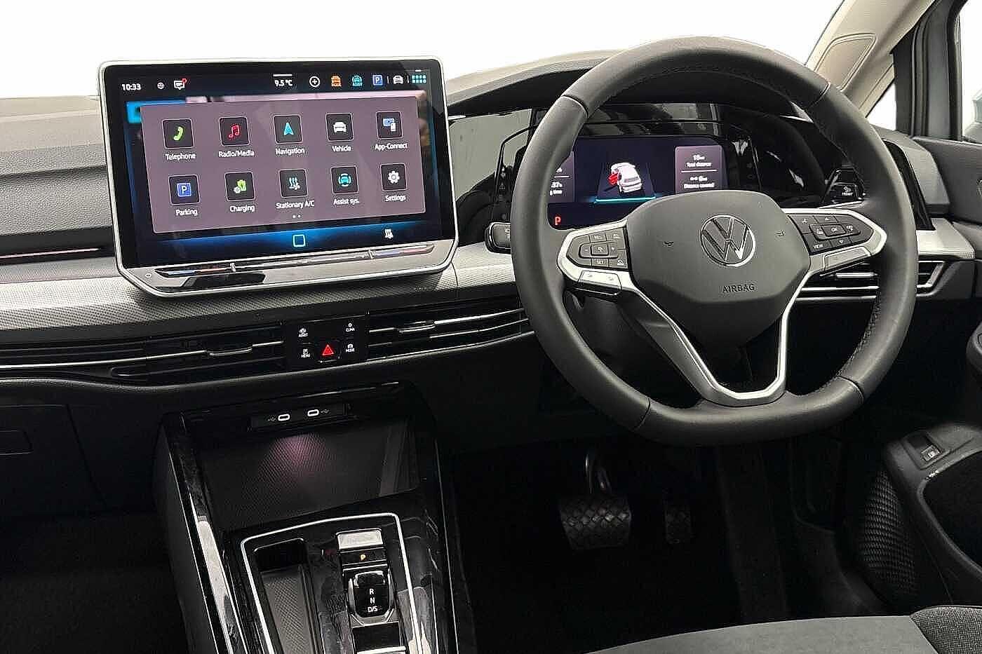 Used Volkswagen Golf 2025 for sale - 78043454: Photo 2