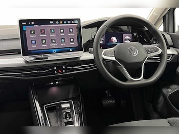 Used Volkswagen Golf 2025 for sale - 78043454: Photo