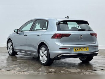 Used Volkswagen Golf 2025 for sale - 78043454: Photo