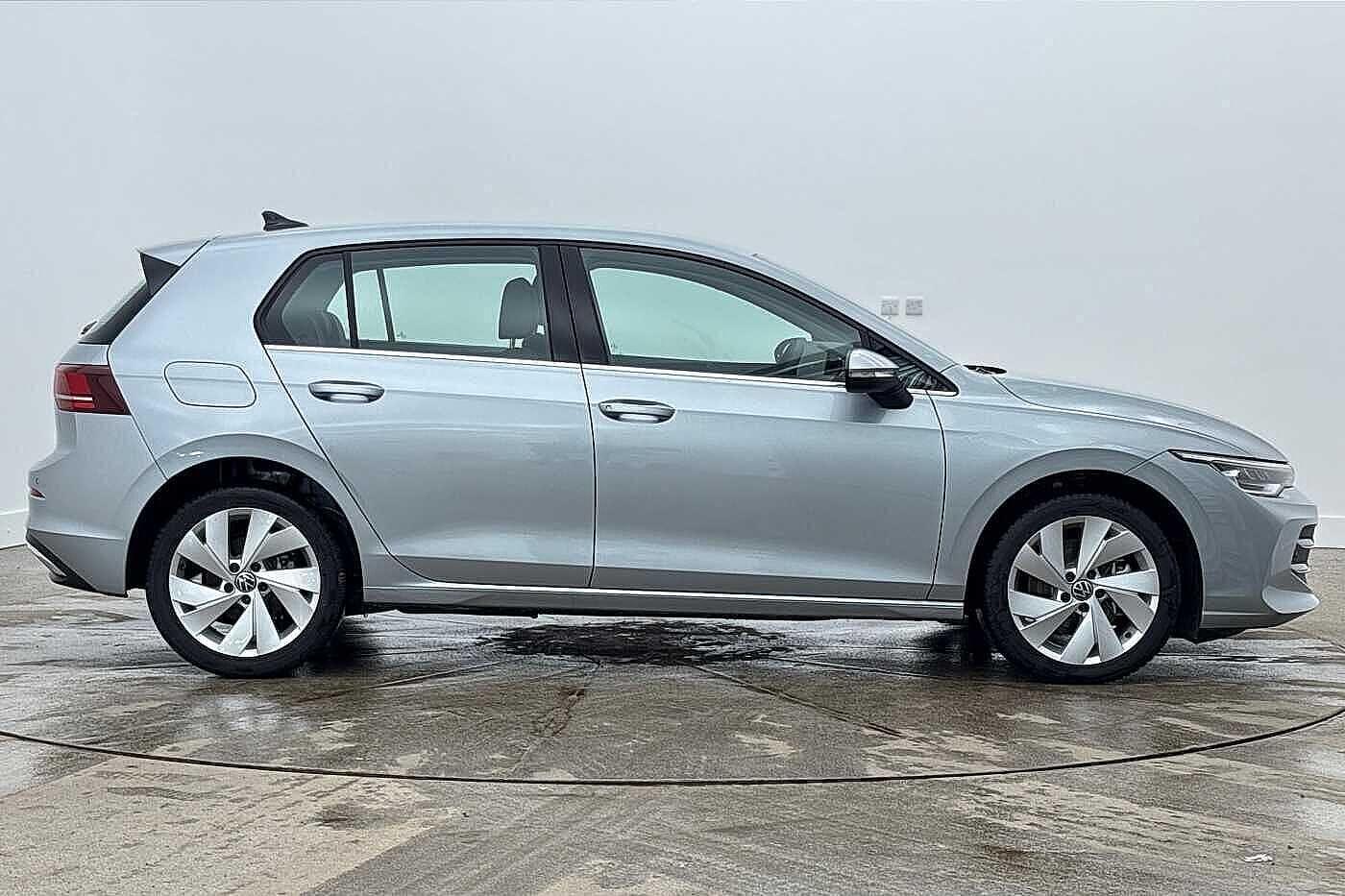 Used Volkswagen Golf 2025 for sale - 78043454: Photo 4