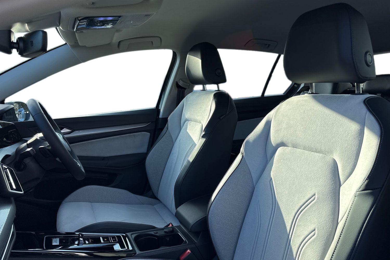 Used Volkswagen Golf 2025 for sale - 77152476: Photo 16