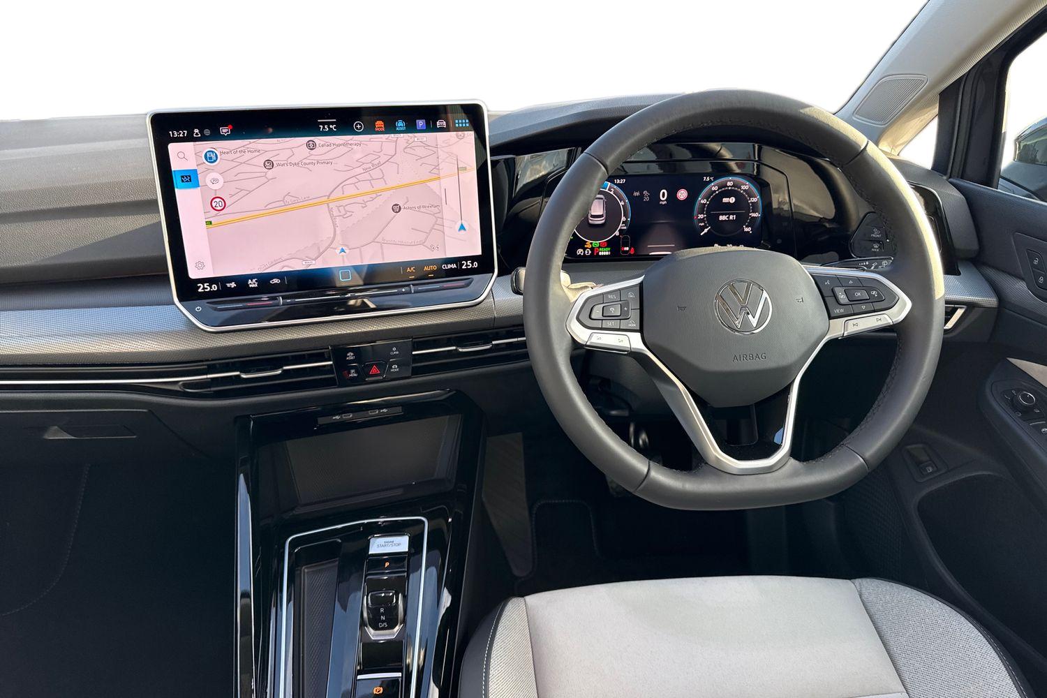 Used Volkswagen Golf 2025 for sale - 77152476: Photo 18