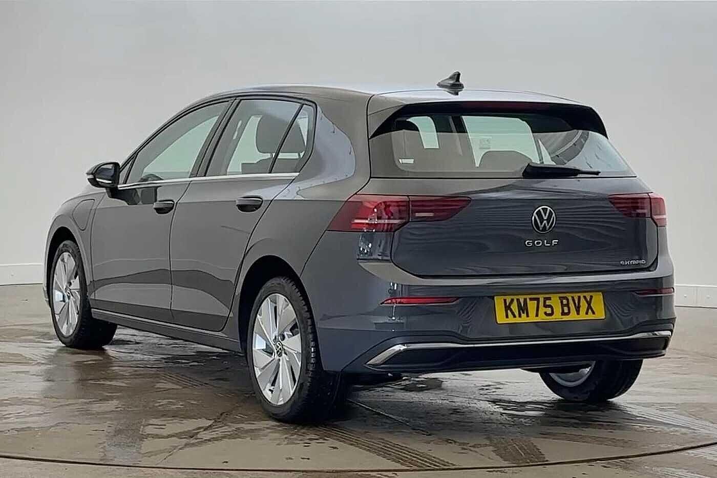 Used Volkswagen Golf 2025 for sale - 77152476: Photo 3