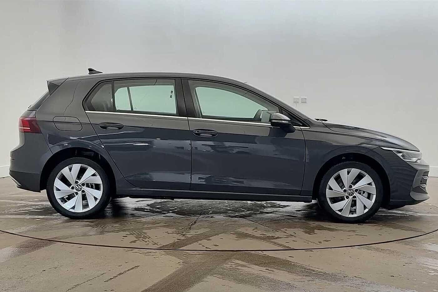 Used Volkswagen Golf 2025 for sale - 77152476: Photo 4