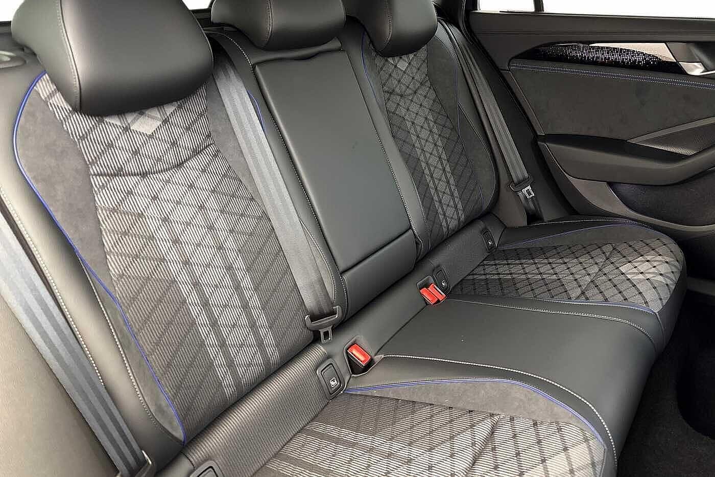 Used Volkswagen Passat 2025 for sale - 77152653: Photo 10