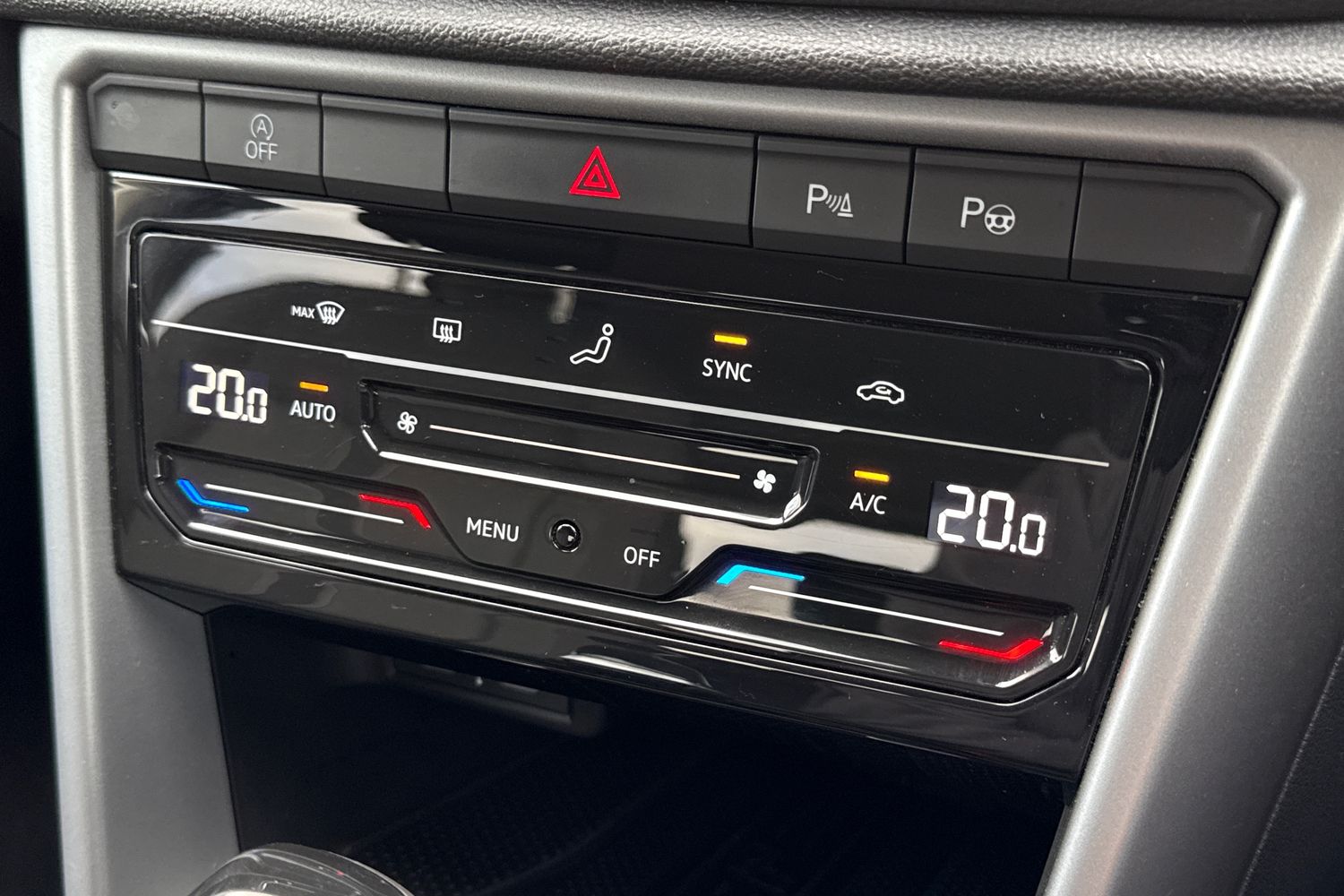 Used Volkswagen T-Roc 2025 for sale - 77805137: Photo 22