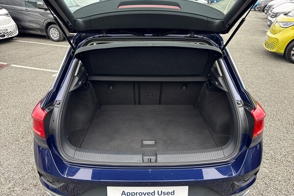 Used Volkswagen T-Roc 2019 for sale - 76143753: Photo 10