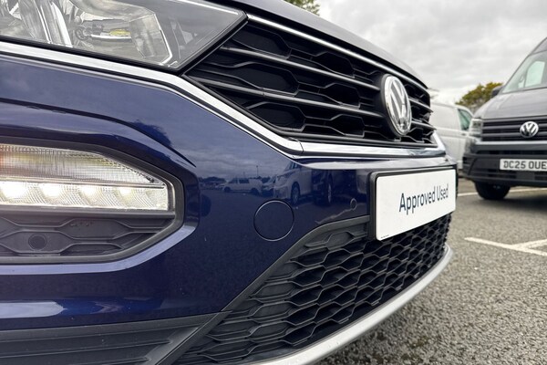 Used Volkswagen T-Roc 2019 for sale - 76143753: Photo 25