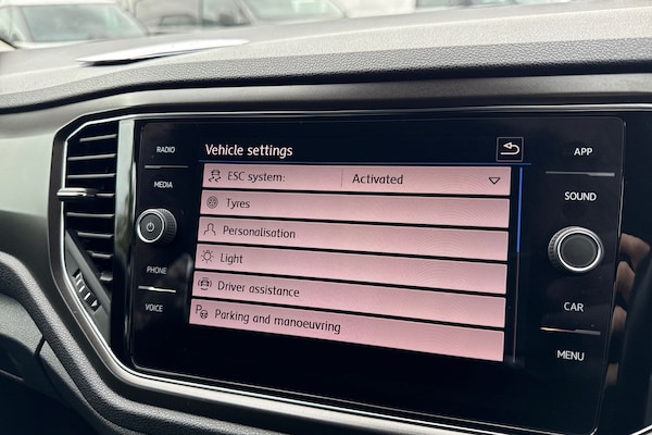Used Volkswagen T-Roc 2019 for sale - 76143753: Photo 44