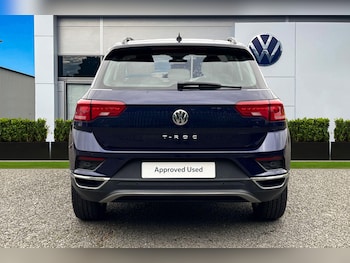 Used Volkswagen T-Roc 2019 for sale - 76143753: Photo 4