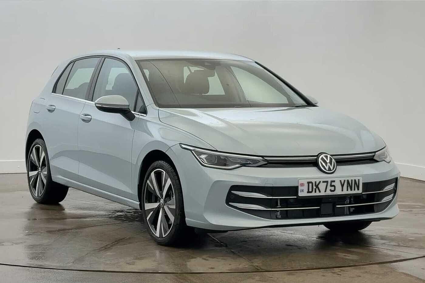 Used Volkswagen Golf 2025 for sale - 77199501: Photo 1