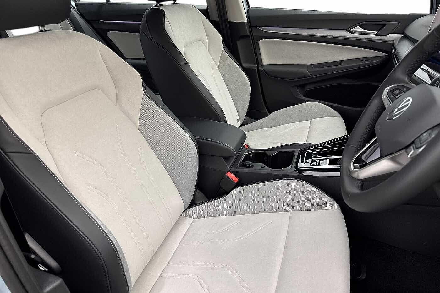 Used Volkswagen Golf 2025 for sale - 77199501: Photo 11