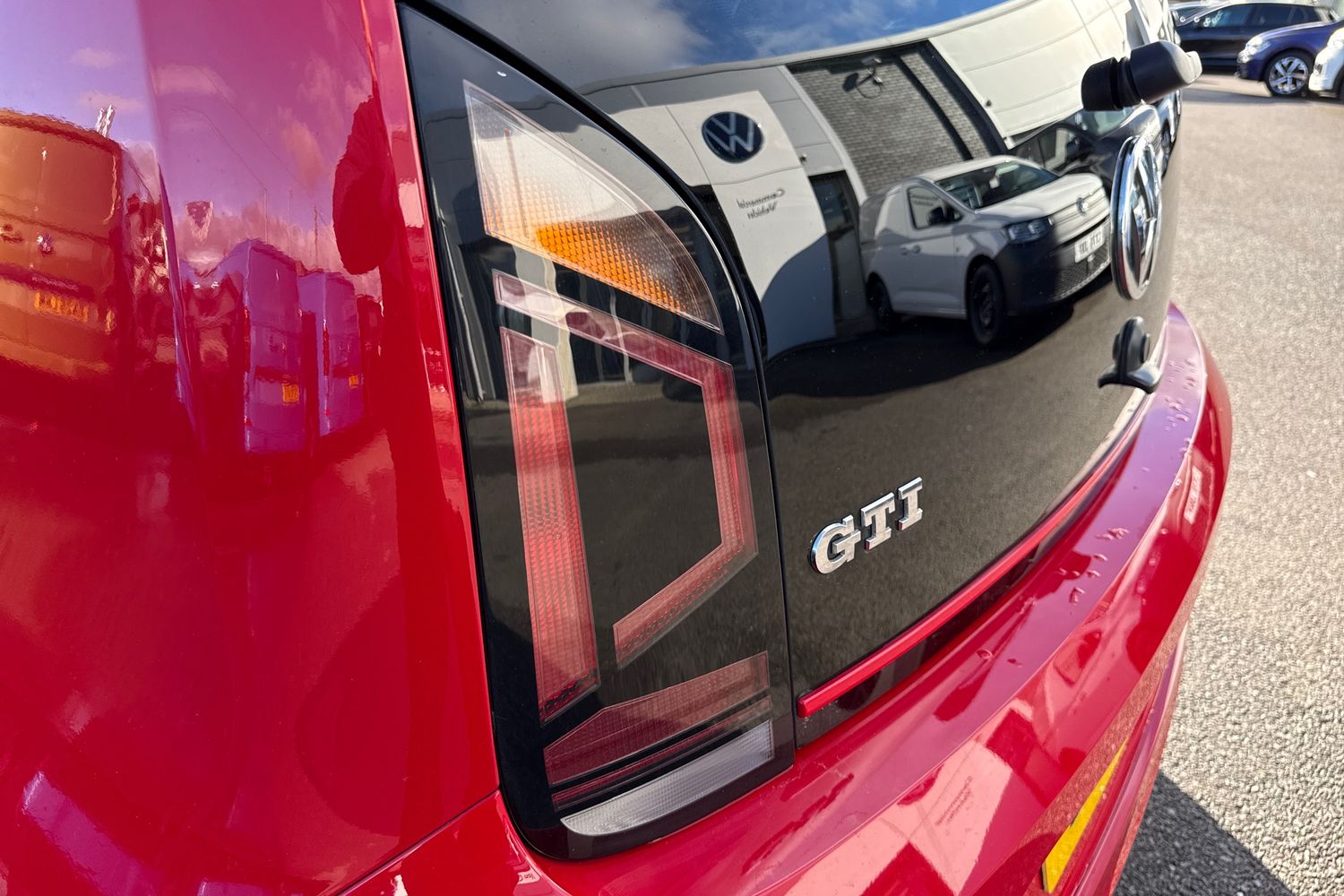 Used Volkswagen up! 2018 for sale - 77577613: Photo 25