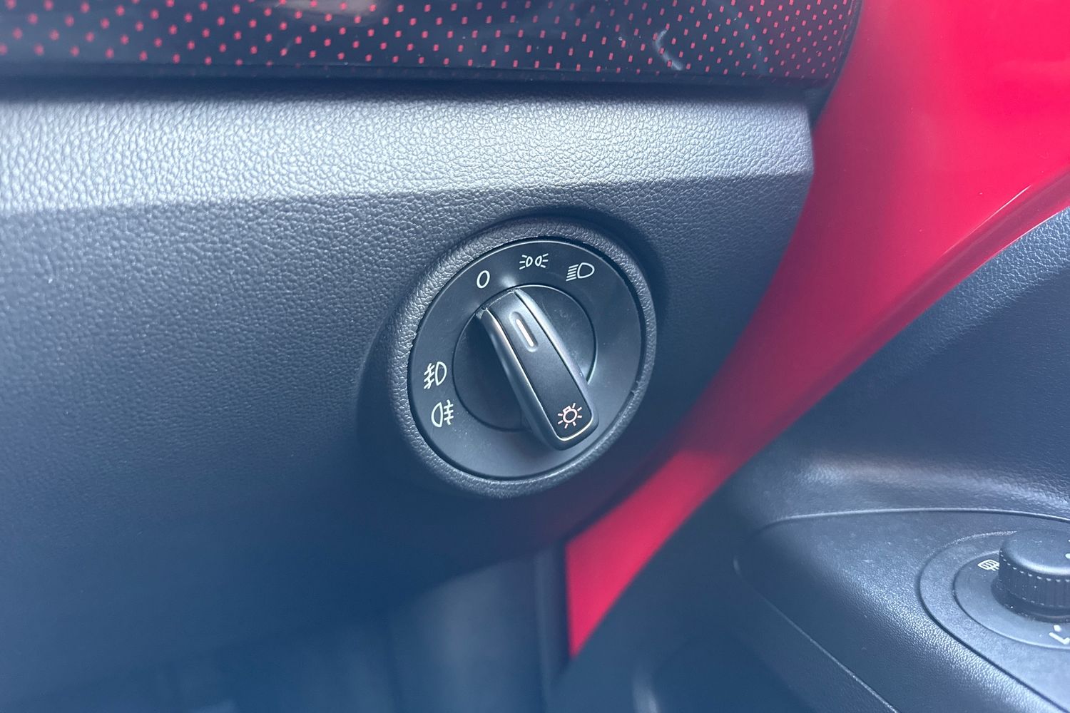 Used Volkswagen up! 2018 for sale - 77577613: Photo 37