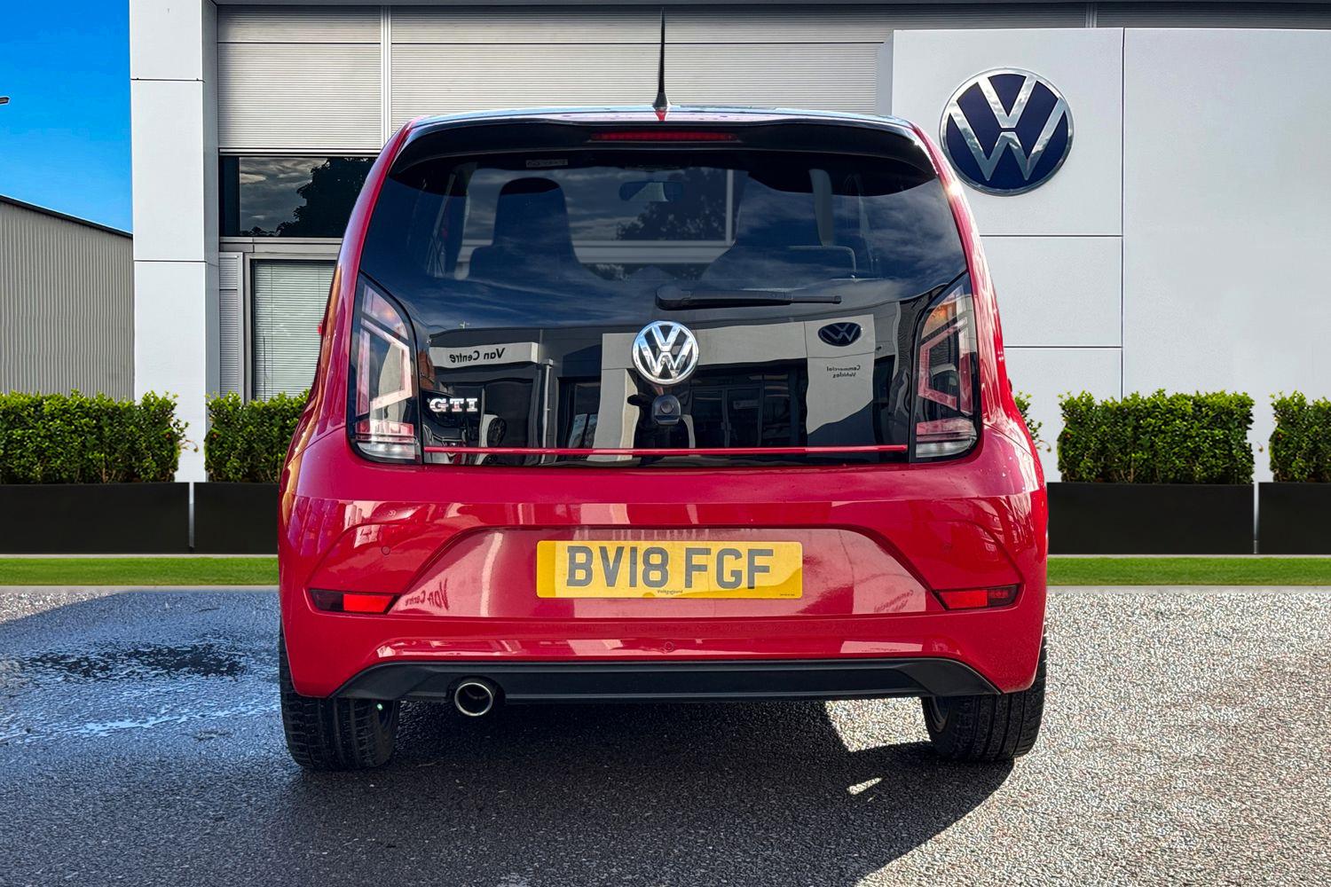 Used Volkswagen up! 2018 for sale - 77577613: Photo 4
