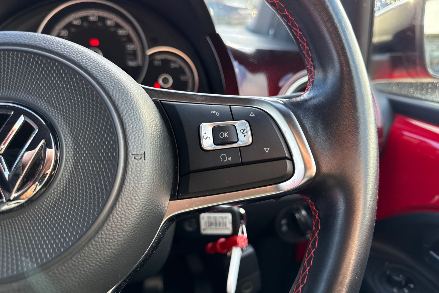 Used Volkswagen up! 2018 for sale - 77577613: Photo 43