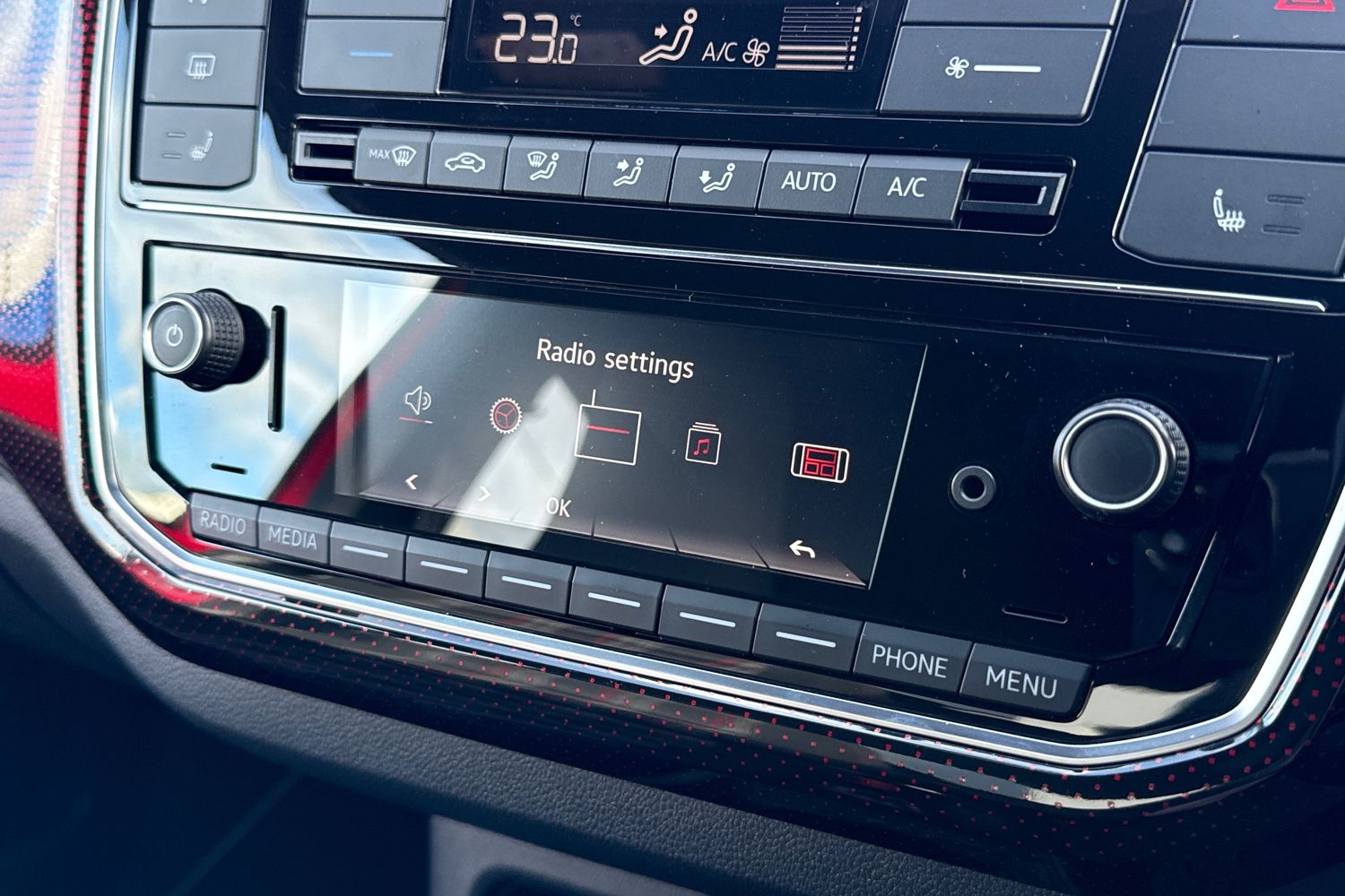 Used Volkswagen up! 2018 for sale - 77577613: Photo 49