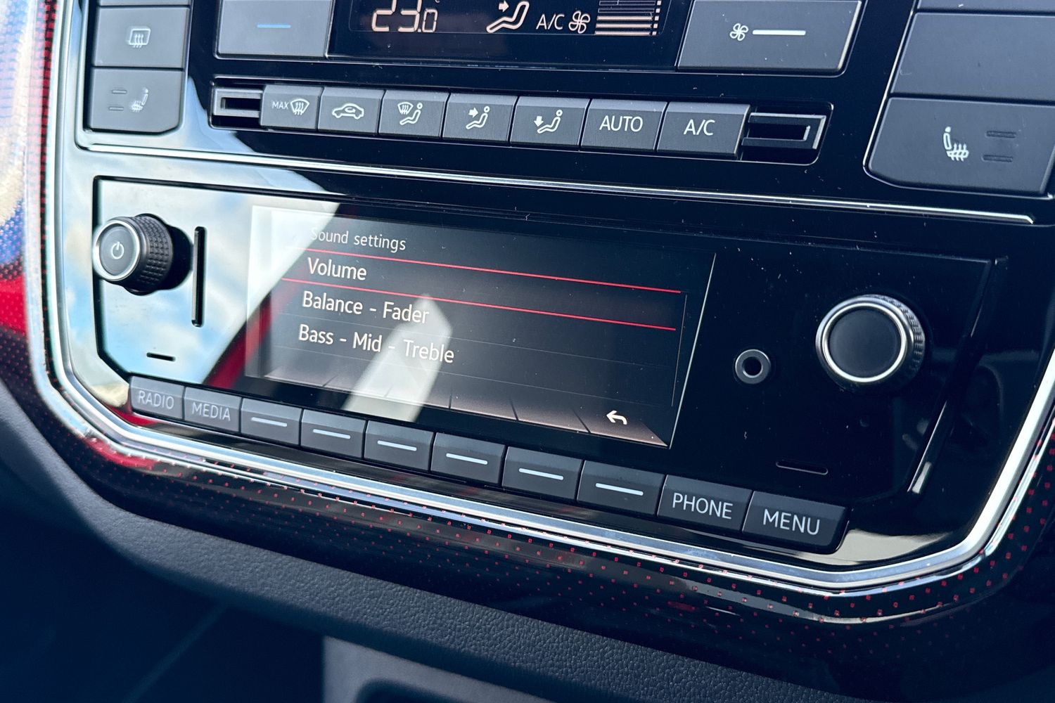 Used Volkswagen up! 2018 for sale - 77577613: Photo 51