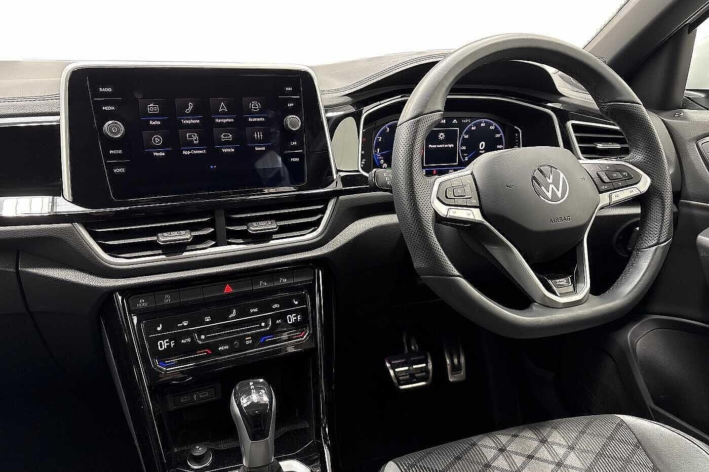 Used Volkswagen T-Roc 2025 for sale - 77138993: Photo 2
