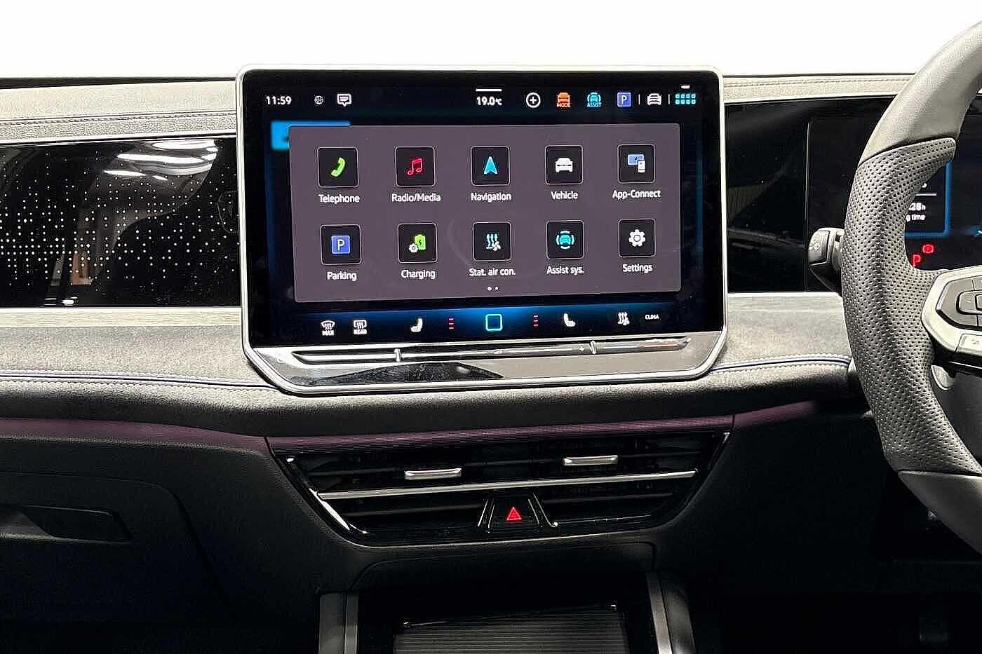 Used Volkswagen Passat 2025 for sale - 76884009: Photo 13