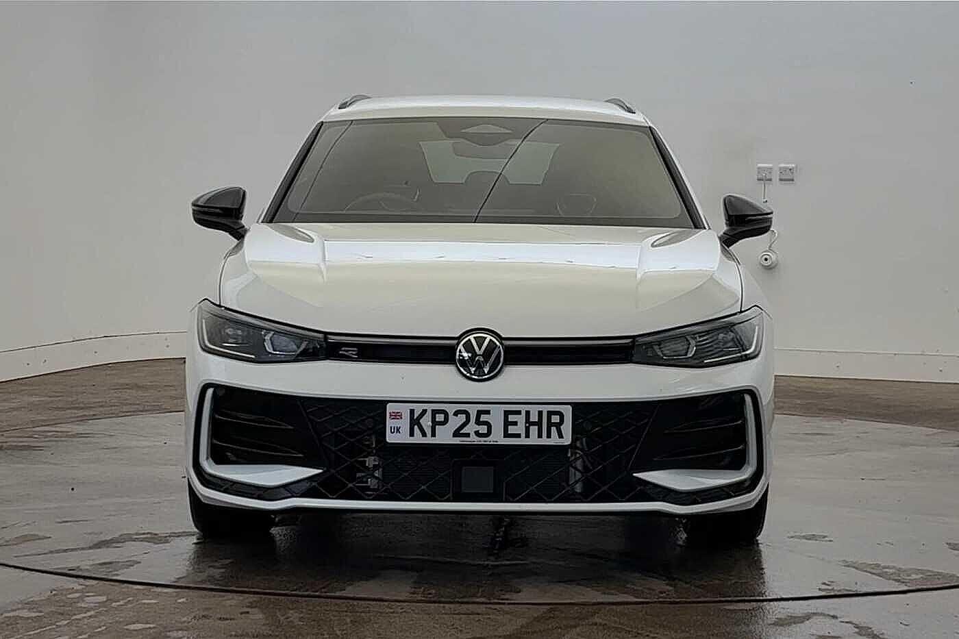 Used Volkswagen Passat 2025 for sale - 76884009: Photo 8