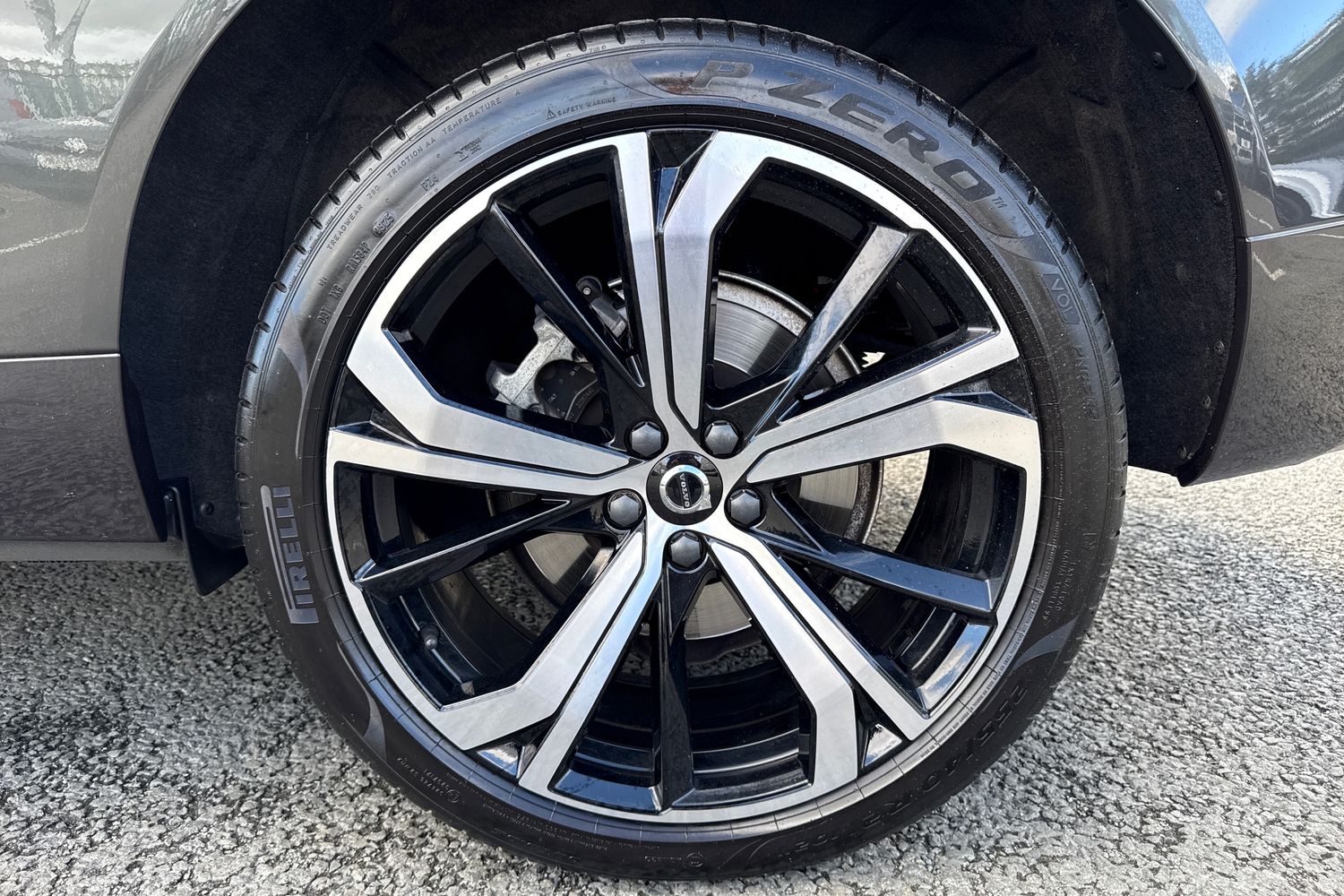 Used Volvo XC60 2022 for sale - 76435909: Photo 11