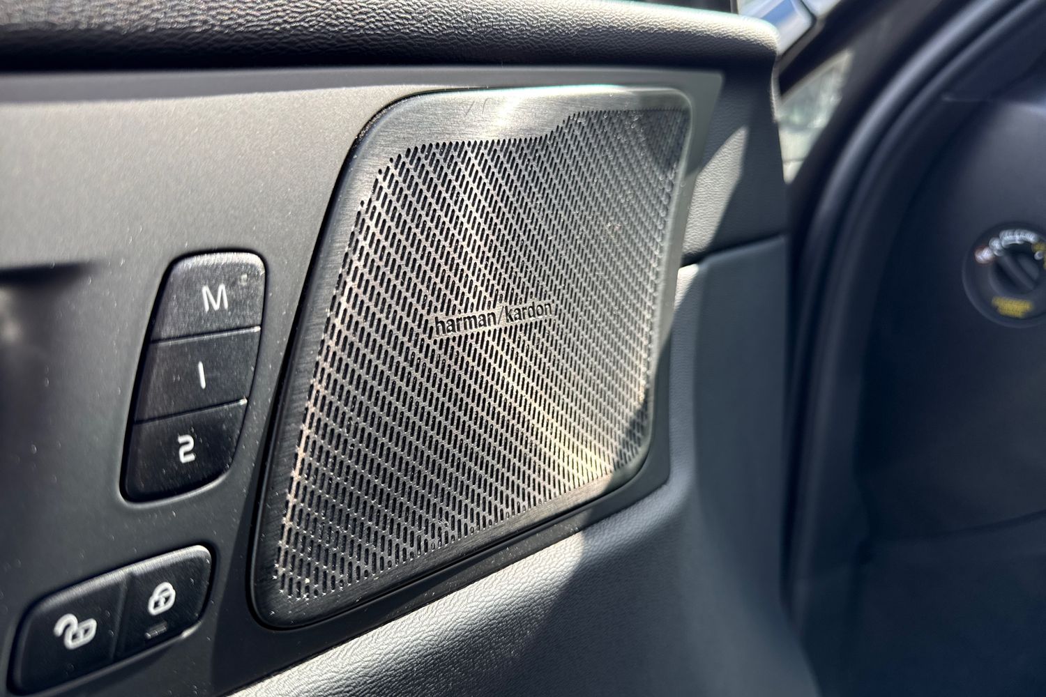 Used Volvo XC60 2022 for sale - 76435909: Photo 40