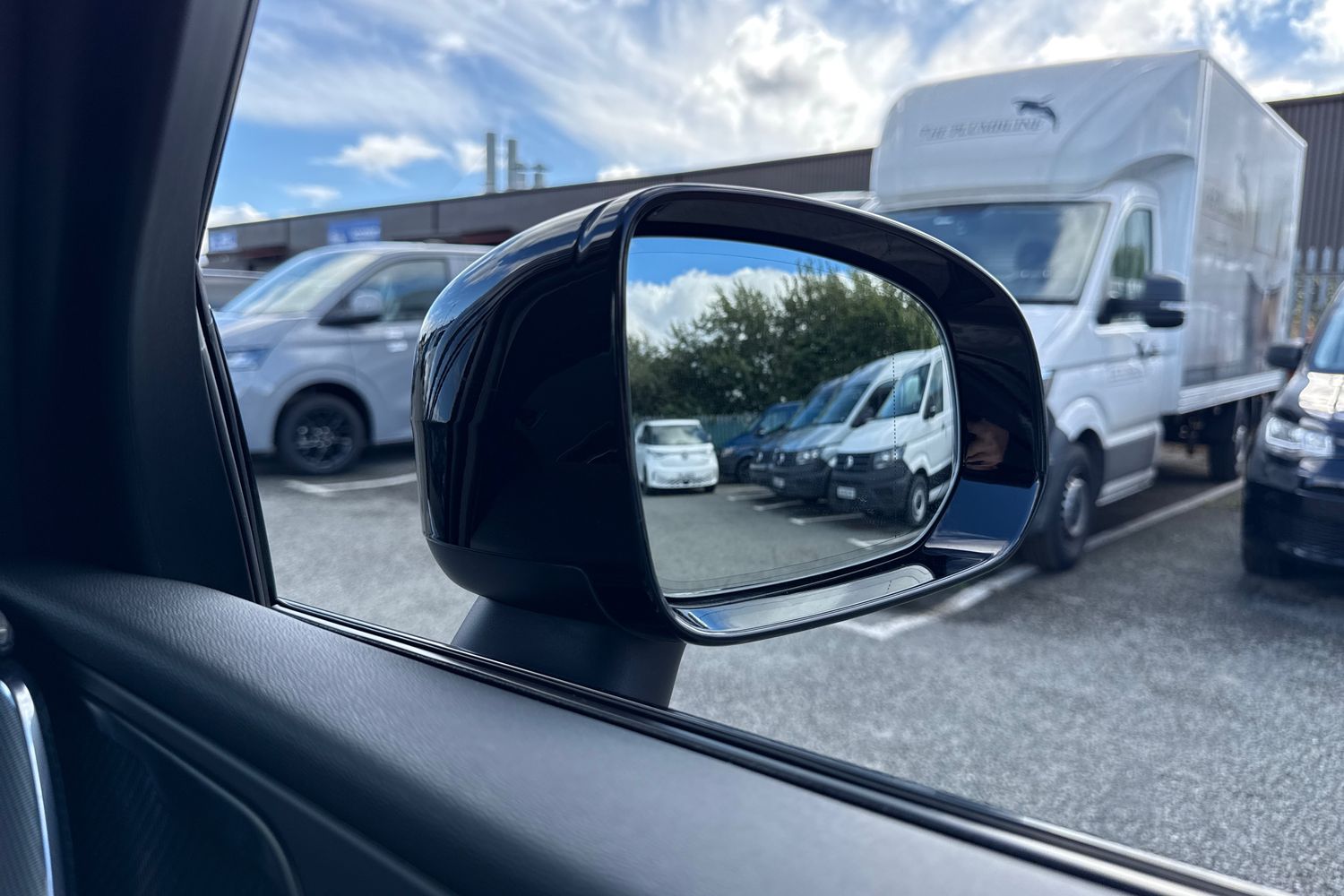 Used Volvo XC60 2022 for sale - 76435909: Photo 42