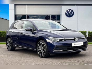 Volkswagen - Golf