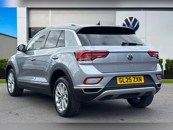 Used Volkswagen T-Roc 2025 for sale - 79418771: Photo