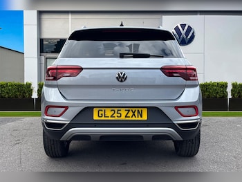 Used Volkswagen T-Roc 2025 for sale - 79418771: Photo