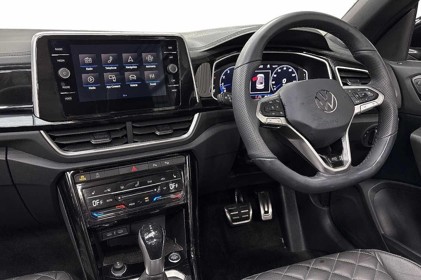 Used Volkswagen T-Roc 2025 for sale - 76711735: Photo 2