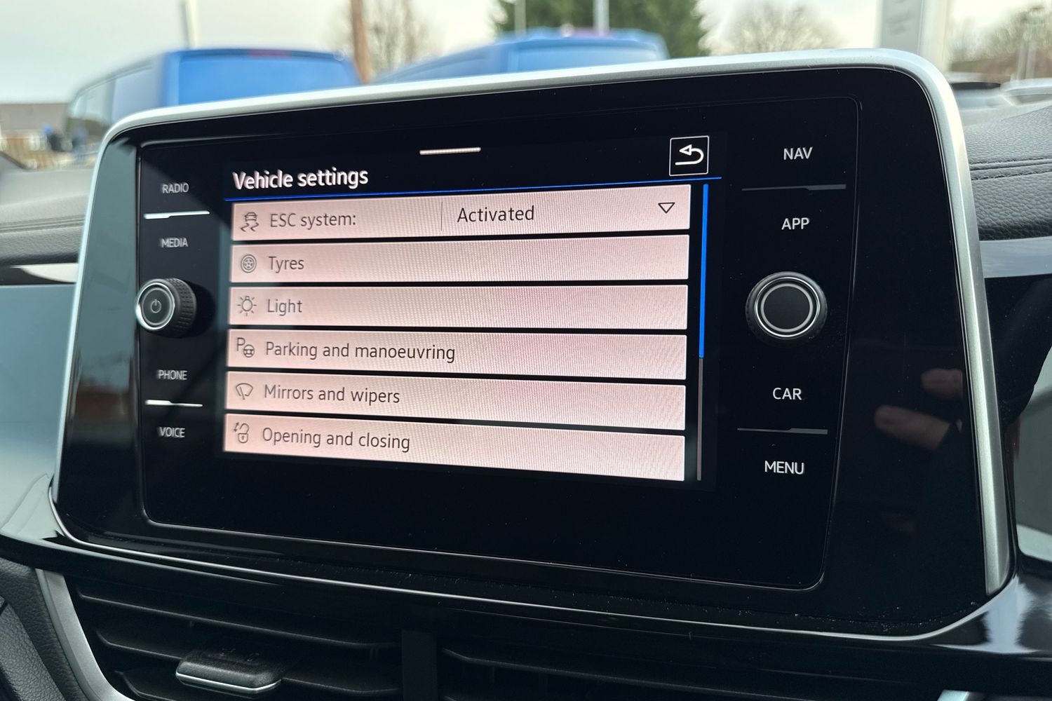 Used Volkswagen T-Roc 2025 for sale - 76711735: Photo 50