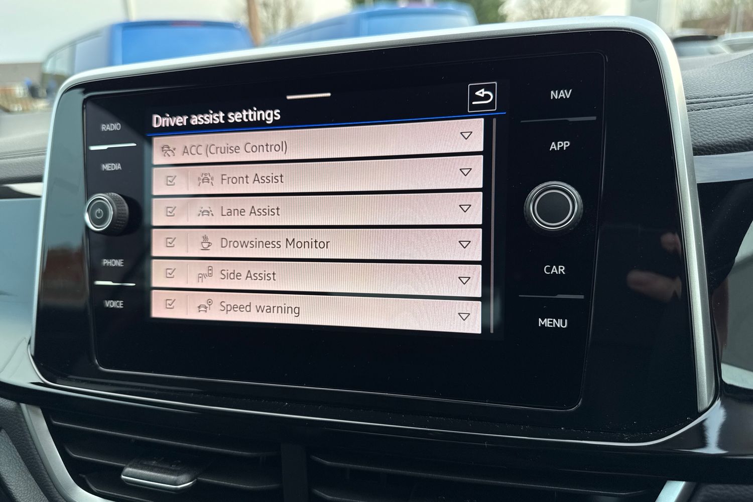 Used Volkswagen T-Roc 2025 for sale - 76711735: Photo 51