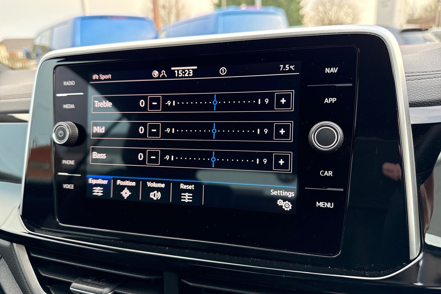 Used Volkswagen T-Roc 2025 for sale - 76711735: Photo 53