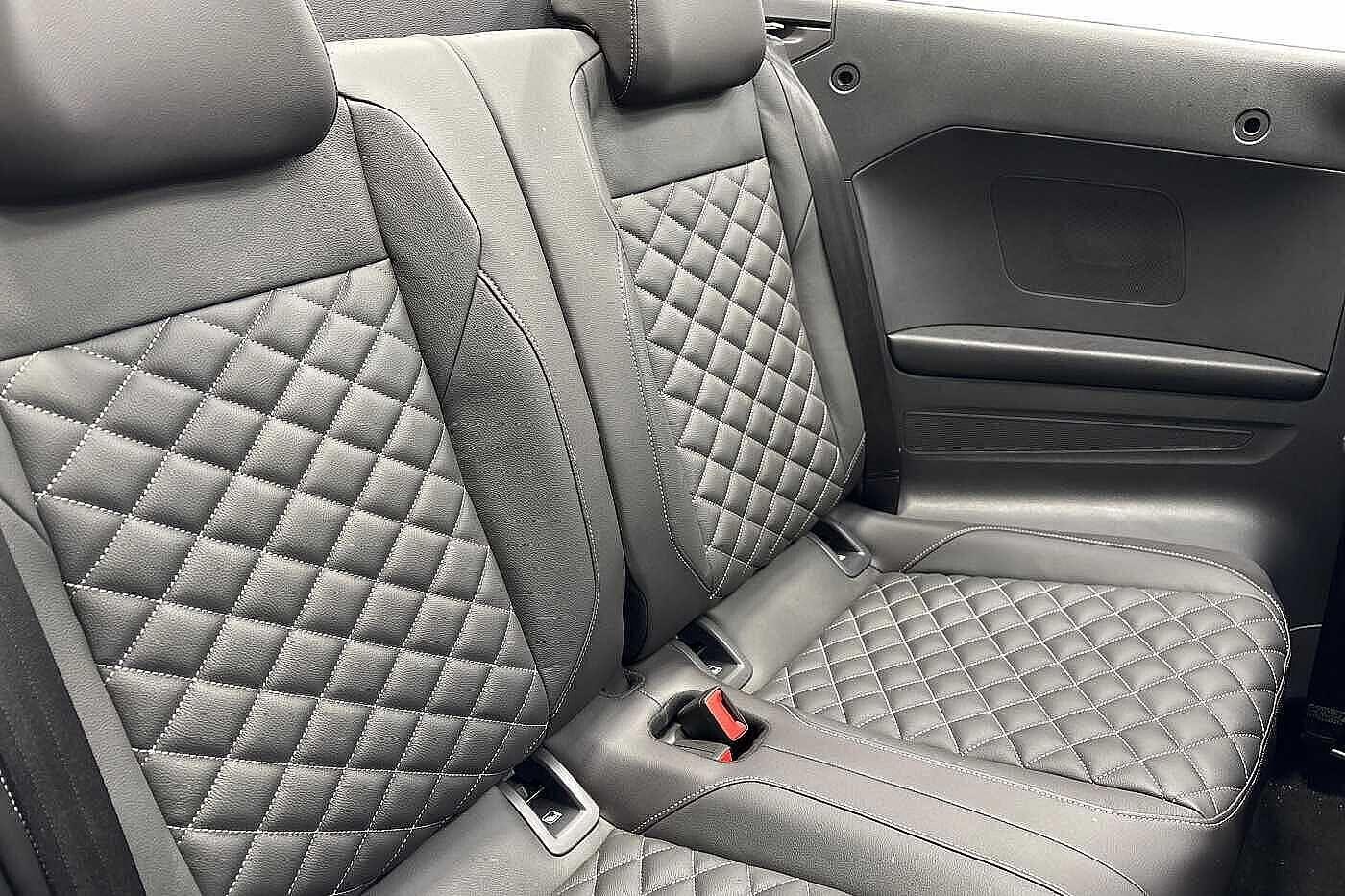 Used Volkswagen T-Roc 2025 for sale - 76711735: Photo 9