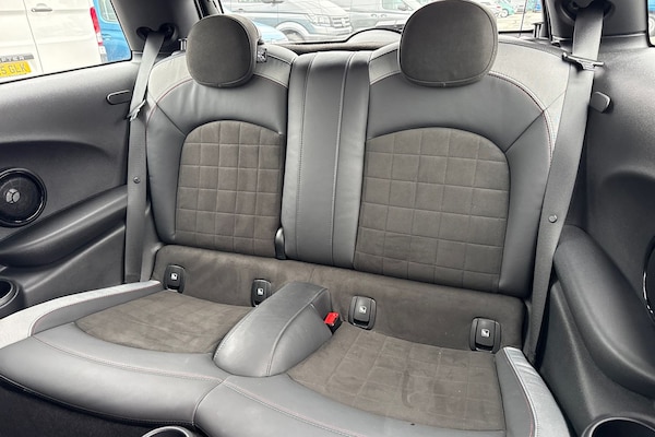 Used MINI Hatch 2021 for sale - 76264078: Photo 19