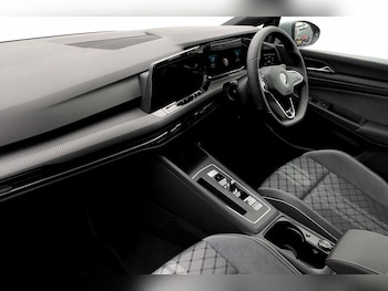 Used Volkswagen Golf 2021 for sale - 76143809: Photo 2