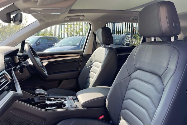 Used Volkswagen Touareg 2024 for sale - 72285142: Photo 10