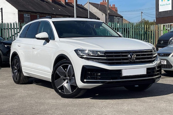 Used Volkswagen Touareg 2024 for sale - 72285142: Photo 1
