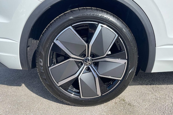 Used Volkswagen Touareg 2024 for sale - 72285142: Photo 23
