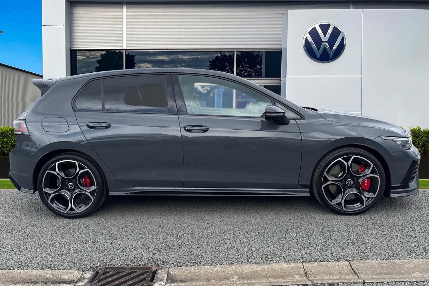 Used Volkswagen Golf 2025 for sale - 76836293: Photo 3