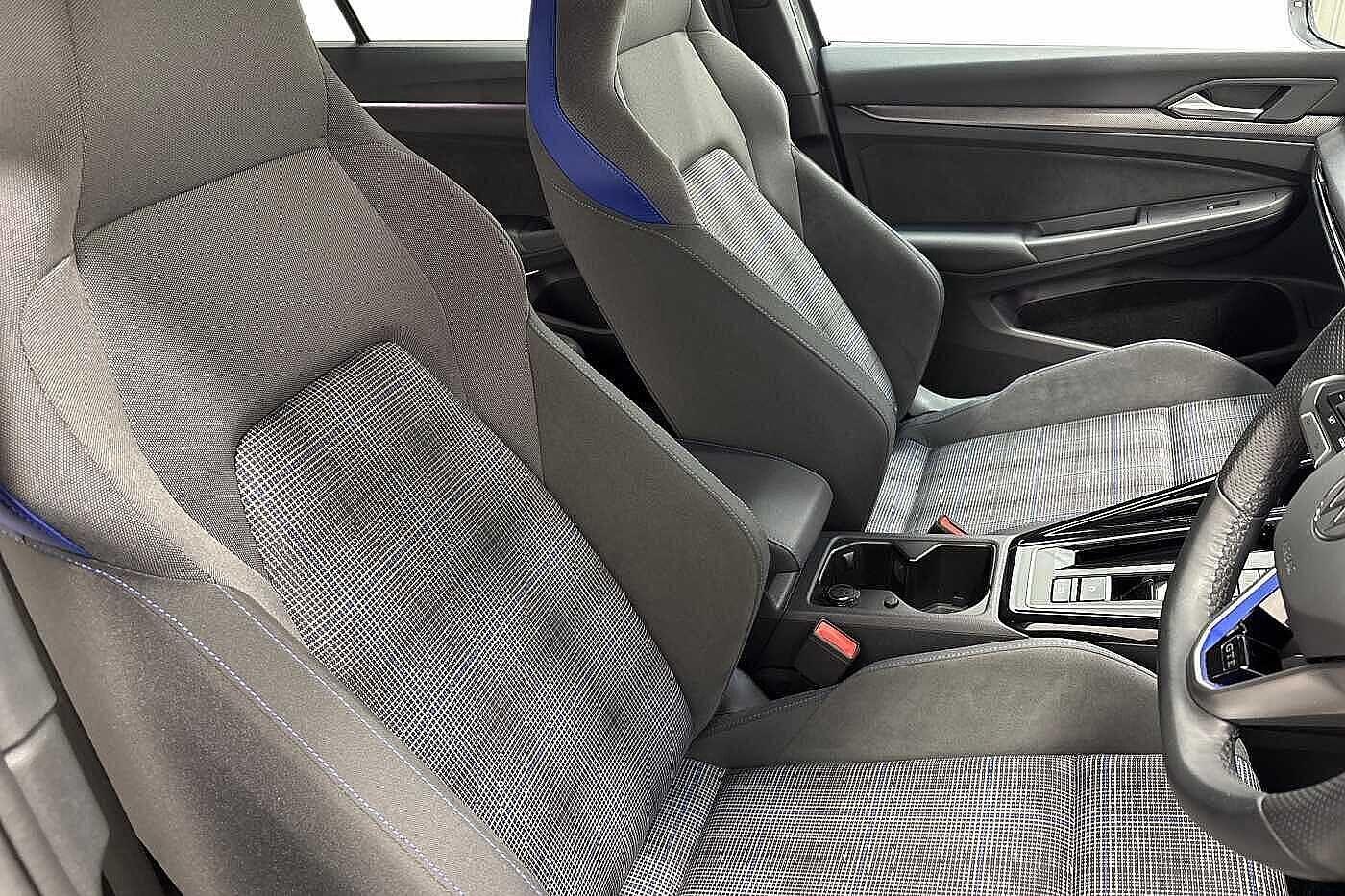 Used Volkswagen Golf 2025 for sale - 76595847: Photo 10