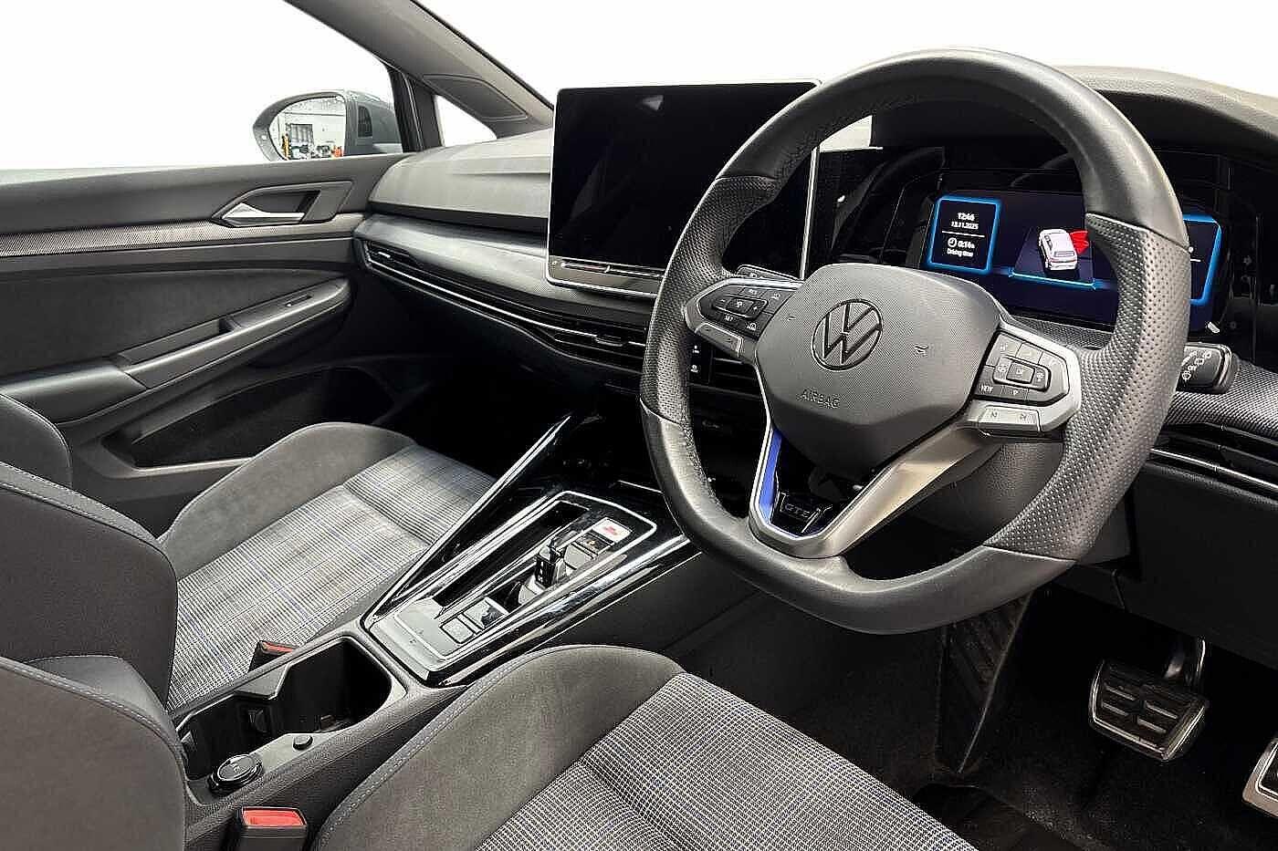 Used Volkswagen Golf 2025 for sale - 76595847: Photo 6