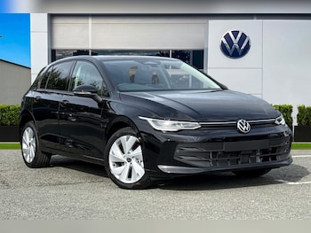 Volkswagen - Golf