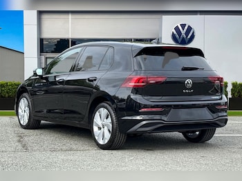 Used Volkswagen Golf 2025 for sale - 76090166: Photo 2